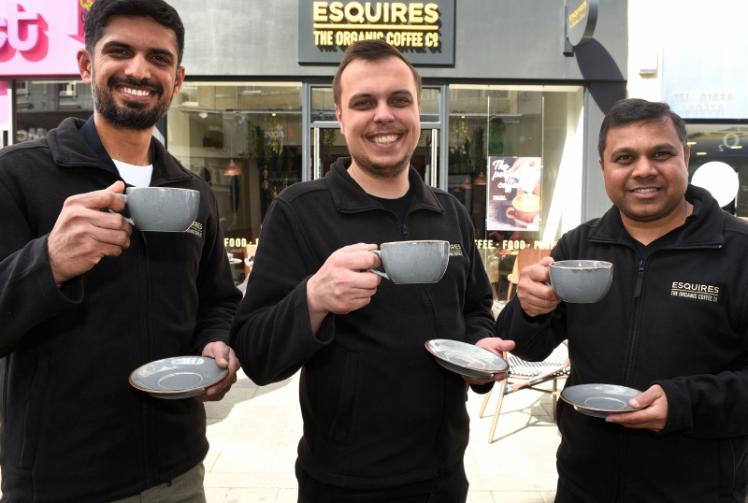 Esquires Coffee shop opens its doors in Maidenhead High Street 