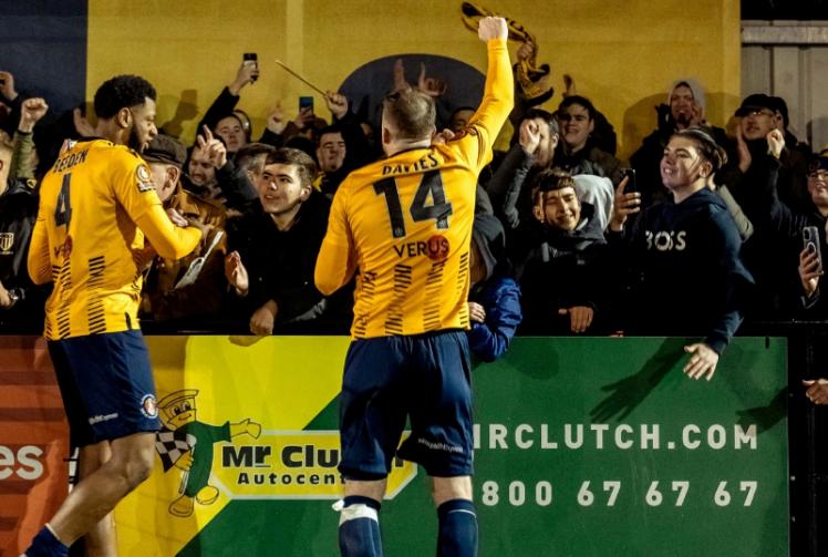 Slough Town's free ticket offer to 'Pack the Park' in record attendance attempt