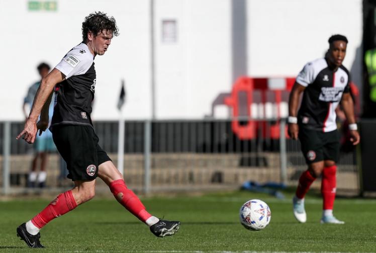 Robinson the driving force behind Maidenhead United's statement win