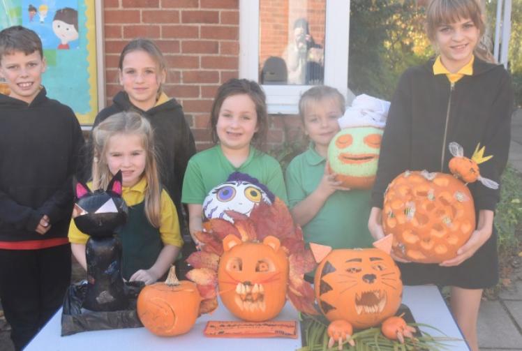 Demon pumpkin and vampire queen bee