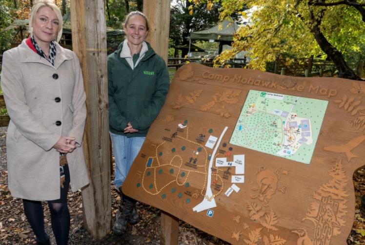 Builder’s £1,000 centre donation