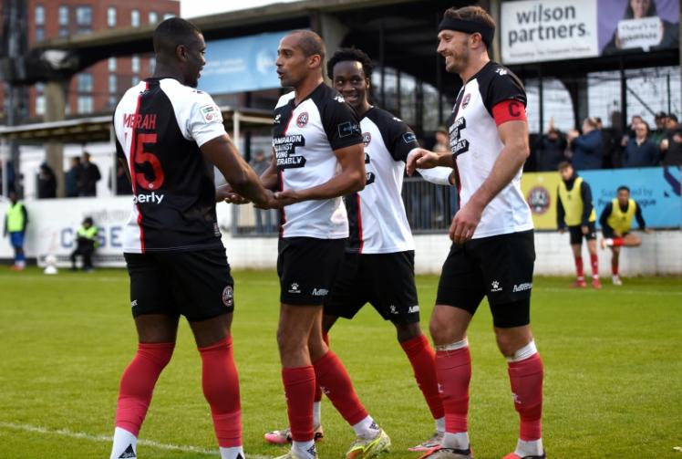 Magpies make a statement: Maidenhead outclass leaders Hornchurch in dominant victory
