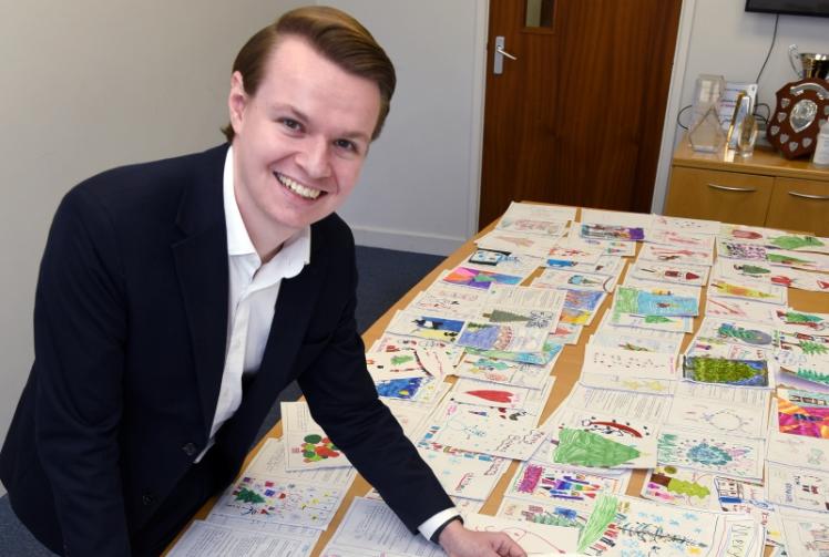 Maidenhead MP chooses winner and runners-up in Christmas card competition
