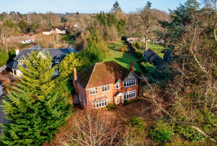 Family home in Chilterns village