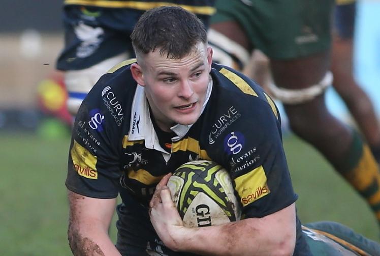 Macrae&rsquo;s late cover tackle secures Henley Hawks share of spoils