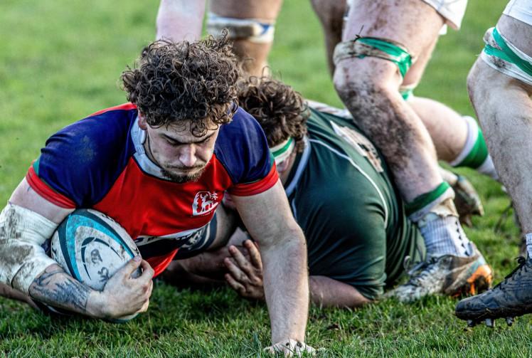 Berkshire stage stunning comeback to claim opening Championship win