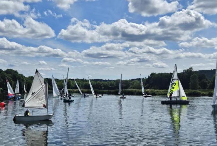 Svendsen and Darke secure silverware at Goring events