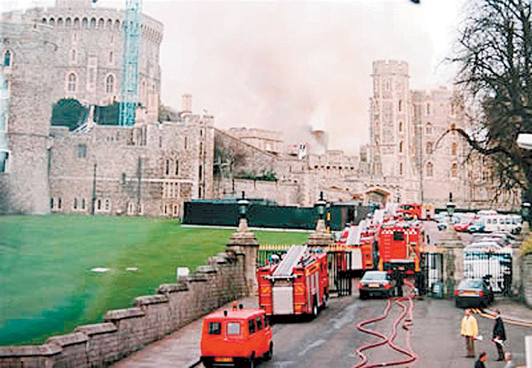 Feature Firefighter recalls Windsor Castle fire 25 years on Photo 1
